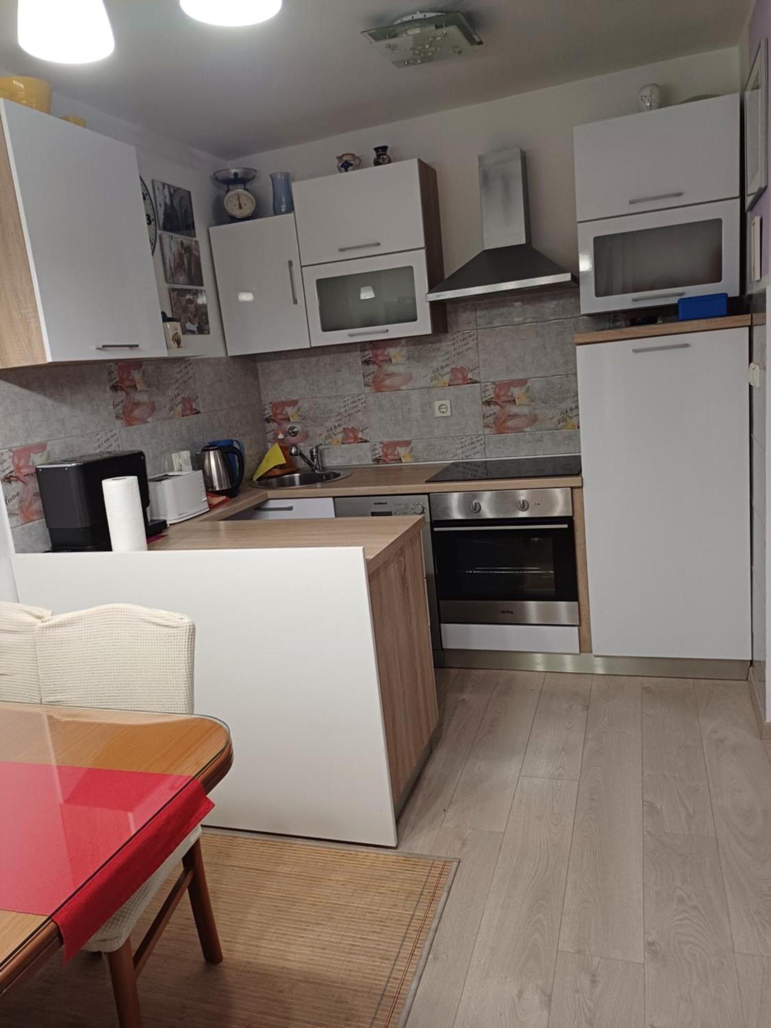 Apartment Lukas Galileo Izuzetan Makarska Ngoại thất bức ảnh