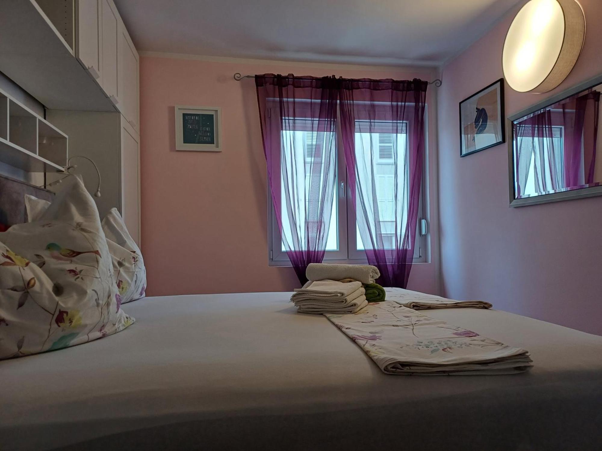 Apartment Lukas Galileo Izuzetan Makarska Ngoại thất bức ảnh